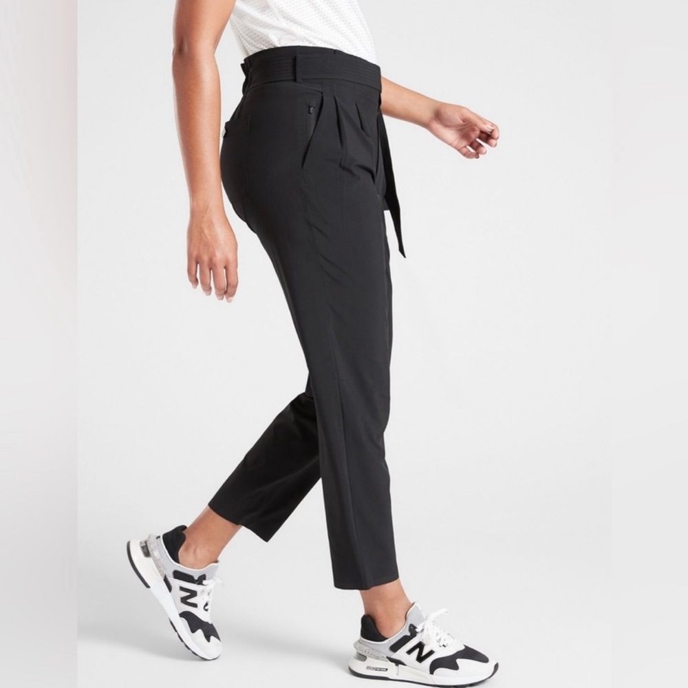 ATHLETA Skyline Pant Black Paper Bag Waist Stretch Tie Waist‎ Size 2